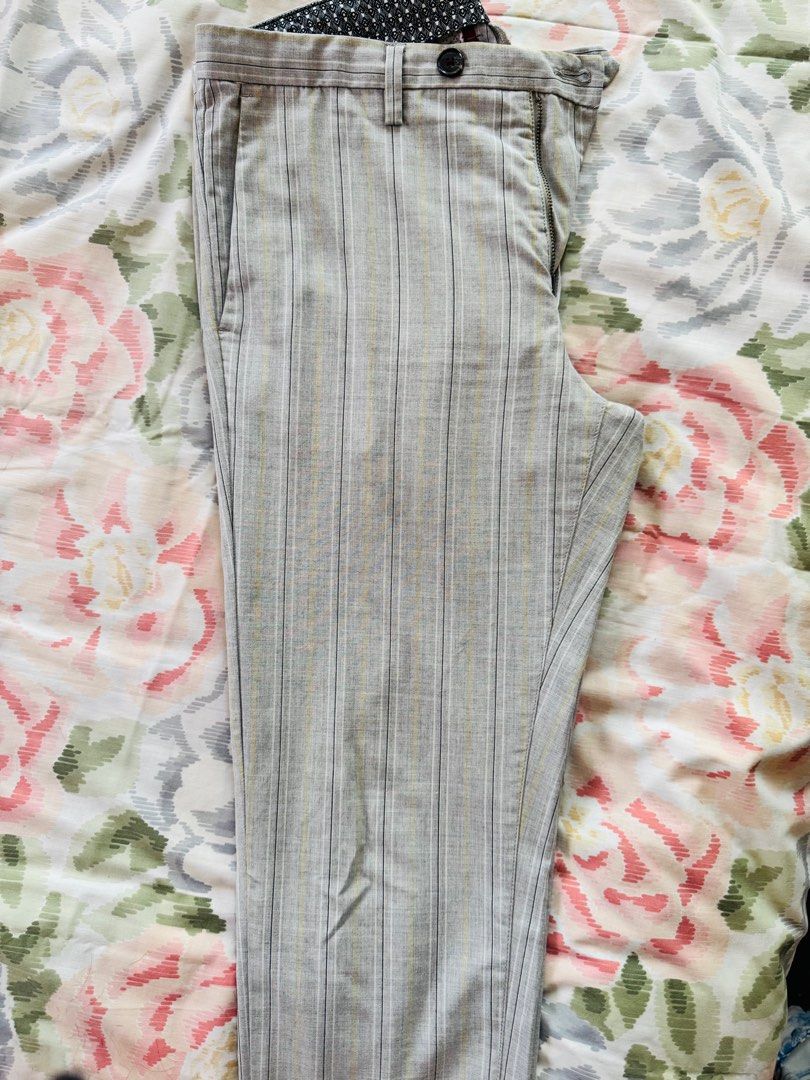 Trousers for sale (Category: Trousers) located in Las Pinas. Submitted by sirenwaveph (Listing ID 1366375230, Image 2). Description: Length: 36 inches Waist 34S (86cm).