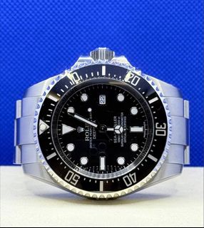 (Category: ) located in . Submitted by cwxwatches (Listing ID 1366370035, Image 1). Description: .