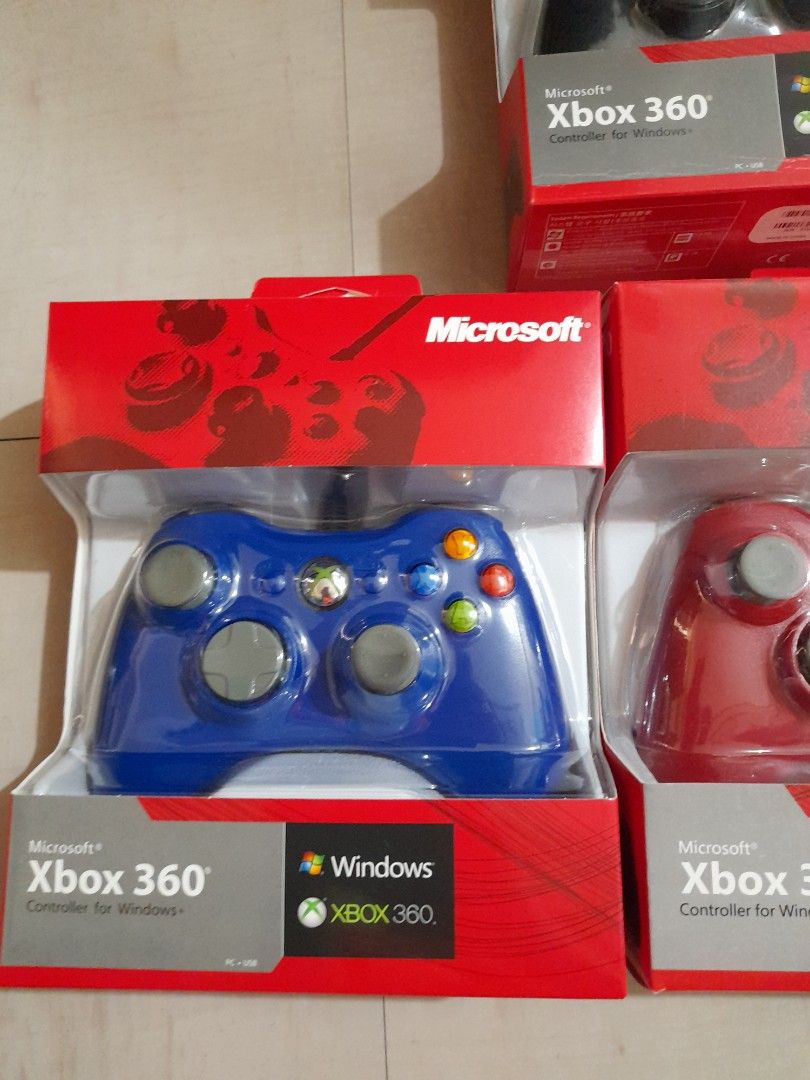 XBOX WIRED CONTROLLER (Category: Controllers) located in Quezon City. Submitted by hajjasittienor (Listing ID 1366525039, Image 1). Description: .
