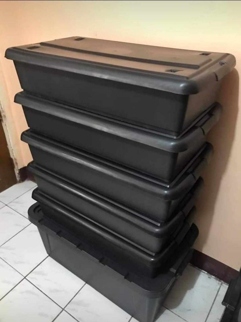 40L (underbed) 30*16*6in (Category: Storage Boxes & Baskets) located in Manila. Submitted by dolorchris69891 (Listing ID 1361869230, Image 3). Description: 40L (underbed) 30*16*6in 580.