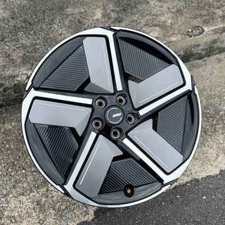 (Category: ) located in . Submitted by hocksengwahtyres (Listing ID 1128623508, Image 1). Description: .