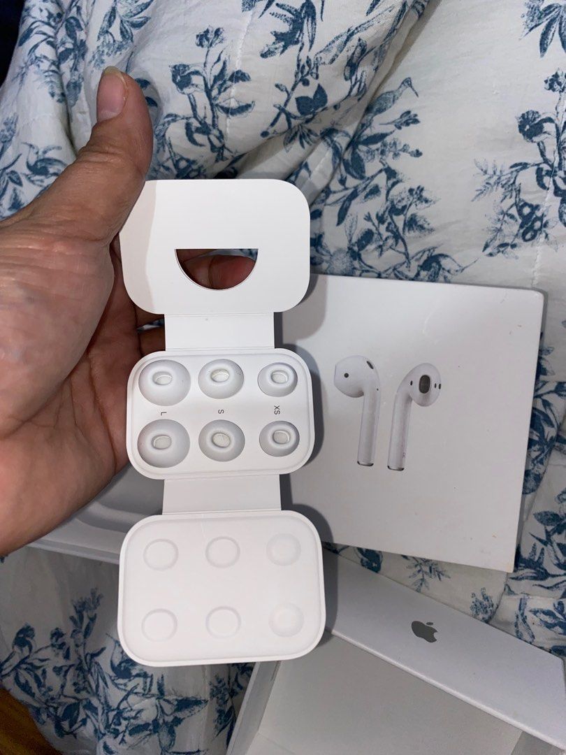 Airpods pro 2nd Gen Box only 2pcs (Category: Others) located in Bacoor. Submitted by brandedluxuryshop (Listing ID 1361867360, Image 3). Description: .