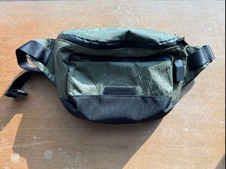 (Category: ) located in . Submitted by darthmaulooi (Listing ID 1361899494, Image 1). Description: .