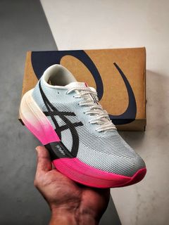 (Category: ) located in . Submitted by lovely_shoes (Listing ID 1361804597, Image 1). Description: .