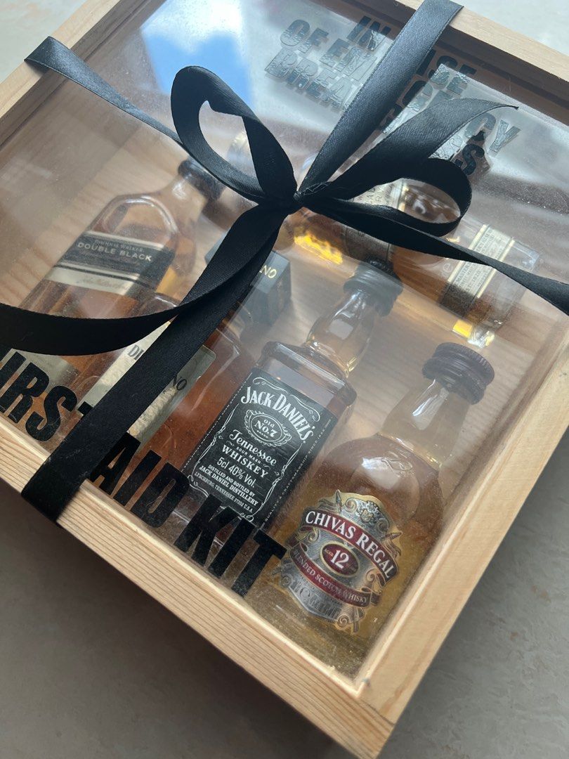 Assorted liquor gift box (Category: Gift Baskets & Hampers) located in Taguig. Submitted by livinlavida888 (Listing ID 1361802557, Image 2). Description: The perfect gift for friends who love to drink! All comes in 50ml bottles Delivery c/o buyer.