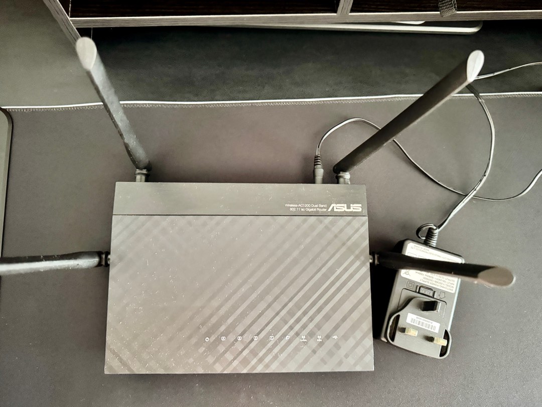 Asus Router AC1200 Dual Band 802.11, Computers & Tech, Parts ...