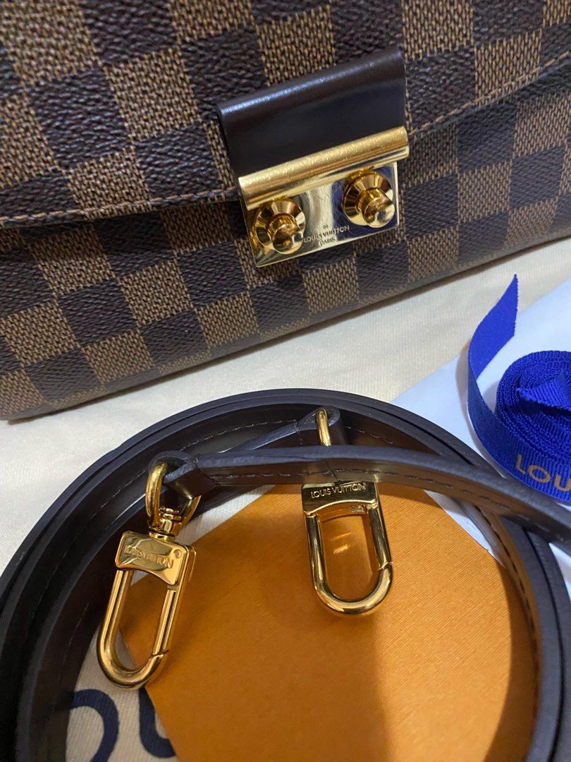 Authentic Lv Croisette (Category: Luxury Bags & Wallets) located in Quezon City. Submitted by jhaediah (Listing ID 1361863699, Image 2). Description: Croisette Very good Condition With box,paper bag,receipt!!! code 1.