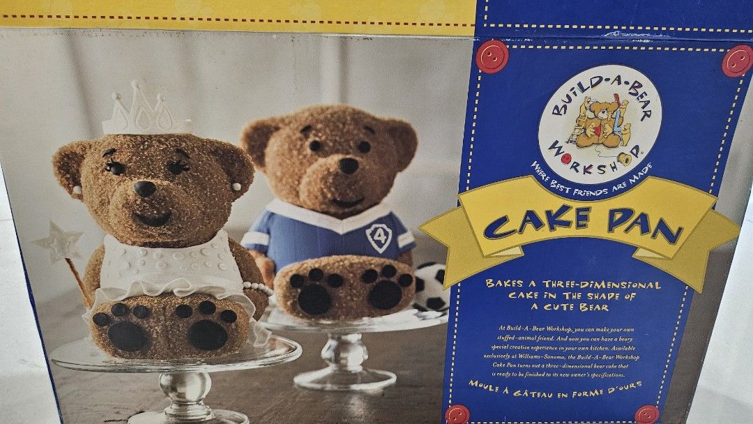 Bear cake pan