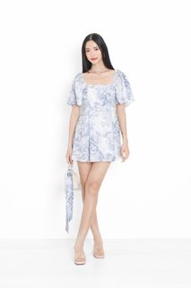 (Category: ) located in . Submitted by dhtshopaholic_ (Listing ID 1361943409, Image 1). Description: .