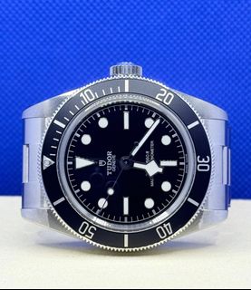 (Category: ) located in . Submitted by cwxwatches (Listing ID 1361792736, Image 1). Description: .