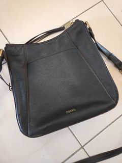 (Category: ) located in . Submitted by secondacttreasuresseremban (Listing ID 1361867665, Image 1). Description: .