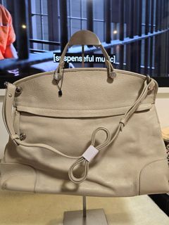 (Category: ) located in . Submitted by bagznstuff (Listing ID 1361903629, Image 1). Description: .