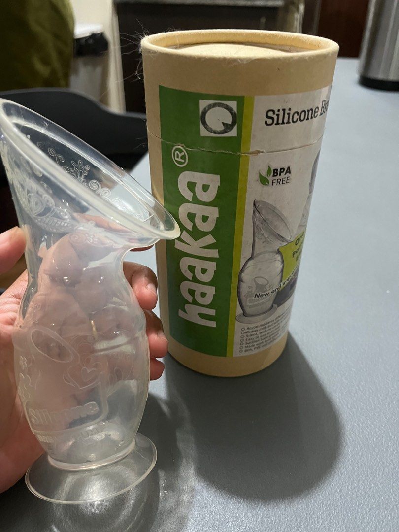 Haakaa (Category: Breastfeeding & Bottle Feeding) located in Mandaluyong City. Submitted by jenvm (Listing ID 1361843132, Image 3). Description: Original Haakaa hindi na nagagamit.