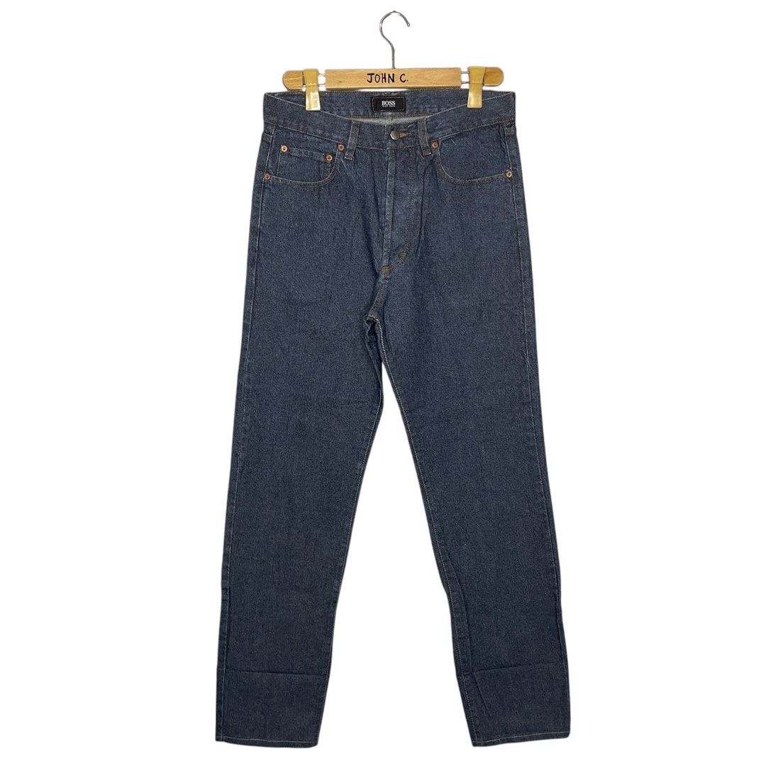 Hugo Boss Denim Jeans (Category: Activewear) located in Marikina City. Submitted by aalibabyy (Listing ID 1361858283, Image 1). Description: Hugo Boss Denim Jeans Overall Condition: 10/10 No Issue Waist: 32" Length: 46" Inseam: 33" Hem: 7" ₱700.