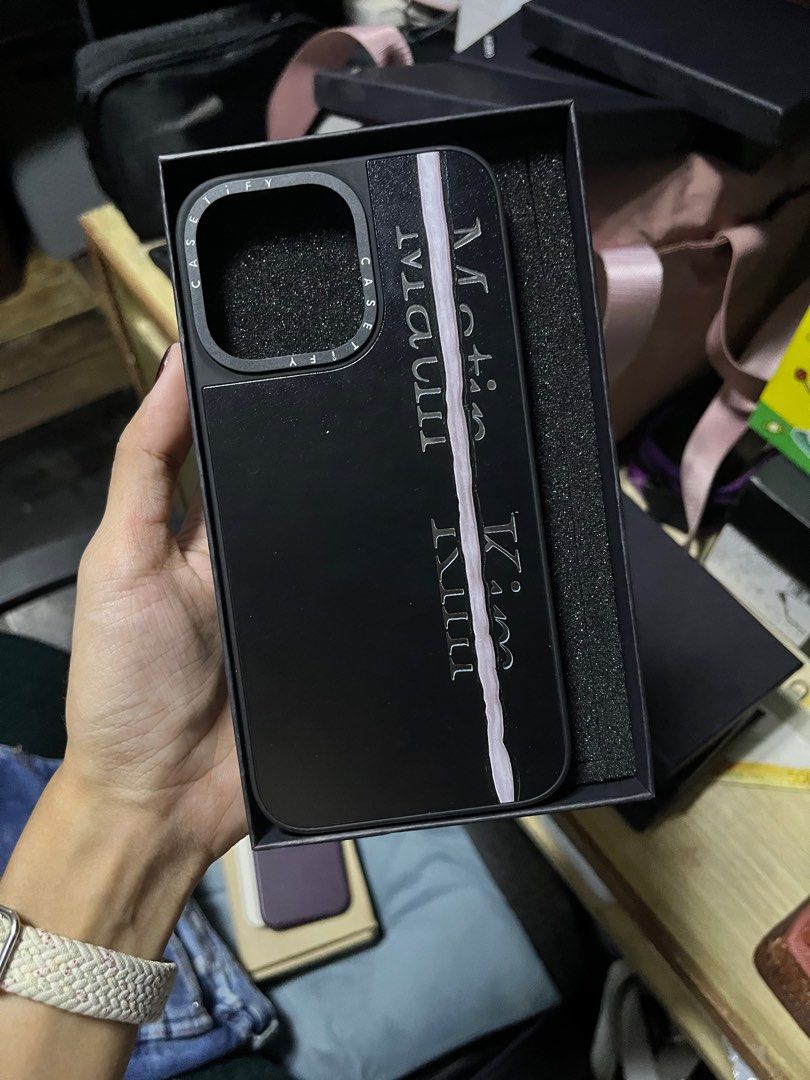 iPhone 14 pro max Casetify DUPE (Category: Cases & Sleeves) located in Manila. Submitted by your_chingu (Listing ID 1361946341, Image 2). Description: .