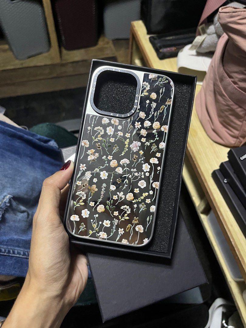iPhone 14 pro max Casetify DUPE (Category: Cases & Sleeves) located in Manila. Submitted by your_chingu (Listing ID 1361946341, Image 1). Description: .