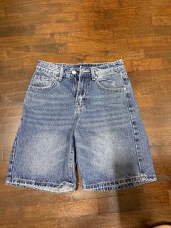 (Category: ) located in . Submitted by user061273929638 (Listing ID 1361918377, Image 1). Description: .