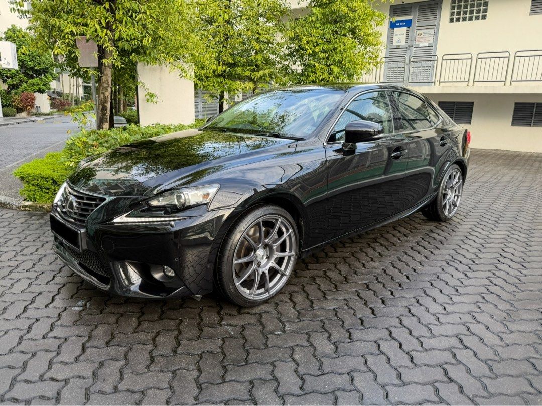 Lexus IS200T Executive Auto Auto62872682409474111