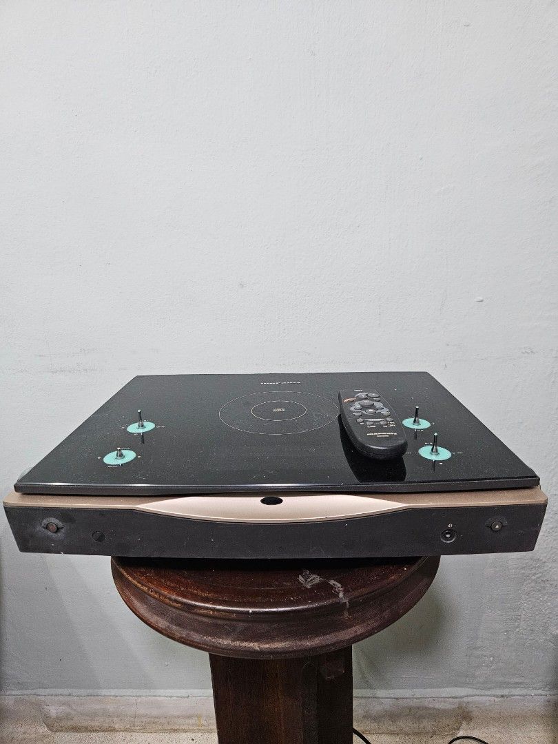 Marantz CD Am/FM receiver (Category: Soundbars, Speakers & Amplifiers) located in Singapore. Submitted by reuselah (Listing ID 1361810283, Image 3). Description: ​The Marantz MR2021 KK, affectionately known as "Layla," is a versatile all-in-one CD player, amplifier, and AM/FM tuner system that embodies Marantz's commitment to high-fidelity audio. Released in 1999 as part of the MR2020 system, the MR2021 KK combines functionality with sleek design