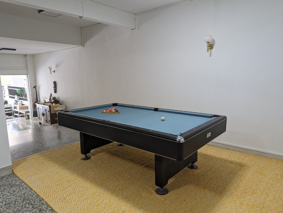 Old used 8ft pool table (Category: Billiards & Bowling) located in Singapore. Submitted by liveearth.a8b691 (Listing ID 1361850310, Image 1). Description: This is an old used but perfectly working pool table. This is not wood but a heavy slate under . Will need you to organize a specialized mover as they will be able to move and set it up at your place. Getting rid of it cuz too big for my place.....