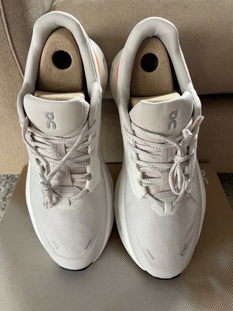 Original On Cloudrunner 2 (waterproof) (Category: Sneakers) located in Taguig. Submitted by BellaC (Listing ID 1361863121, Image 3). Description: Original On Cloudrunner 2 - waterproof Color: Wolf / Tangerine Size: US8 / EU39 / UK6 / JP25.