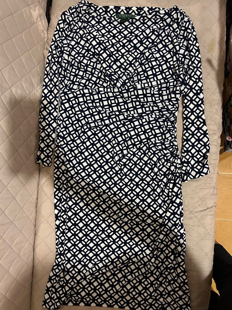 Ralph lauren dress (Category: Dresses) located in Pasig City. Submitted by ysavilla (Listing ID 1361843410, Image 1). Description: Authentic ralph lauren dress size 8 .