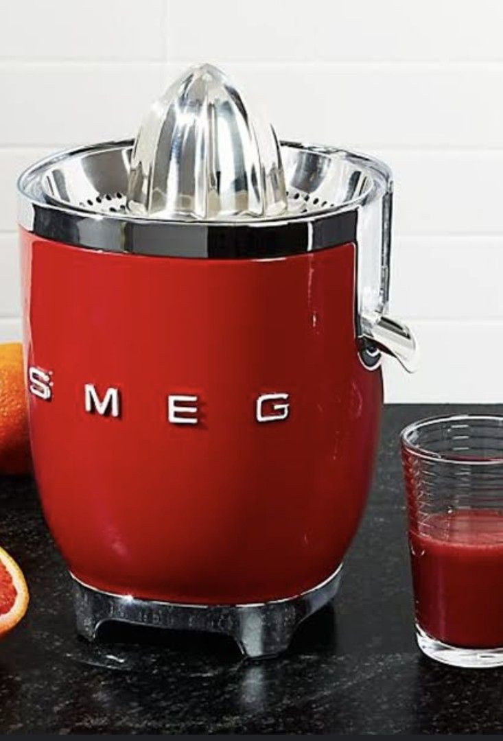 Red Smeg Juicer (Category: Juicers, Blenders & Grinders) located in Taguig. Submitted by debbys_closet (Listing ID 1361893833, Image 1). Description: SMEG Juicer - Red Color Buyer to shoulder Courier. MOP: BPI, GCash.