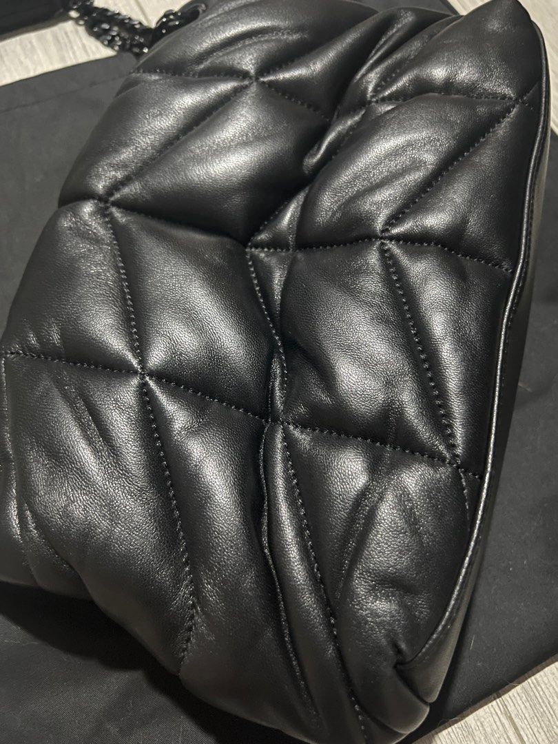 Saint laurent puffer (Category: Luxury Bags & Wallets) located in Taguig. Submitted by livinlavida888 (Listing ID 1361876329, Image 3). Description: FLASH SALE!! Well loved in mint condition Medium size Black Shoulder / crossbody Rfs : downsizing Delivery c/o buyer.