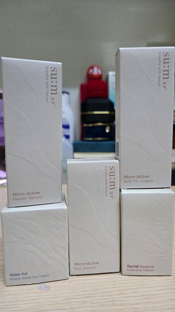 Su:m 37 trial kit set (Category: Face Care) located in Taguig. Submitted by janeydoe1 (Listing ID 1361887542, Image 1). Description: Get this perfect trial kit set for only 799! super cheap. got this from pasabuy from South Korea. RFS: Too many skin care products hehe.