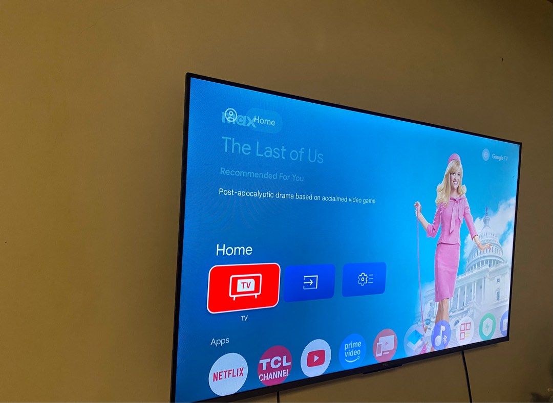 Tcl 50 inches flat screen TV (Category: TV) located in Manila. Submitted by n6tv4kn2fz (Listing ID 1361847090, Image 1). Description: Pm for more info po Pick up pwede or lalamve.