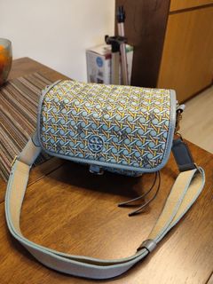 （分類：）位於 。 由 ruby883883 提交（商品編號 1361843386，圖片 1）。簡介： 。