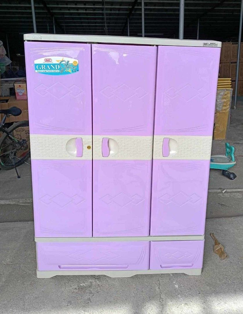 Zooey Grand cabinet (Category: Shelves, Cabinets & Racks) located in Manila. Submitted by dolorchris69891 (Listing ID 1361863004, Image 2). Description: Grand rattan cabinet.