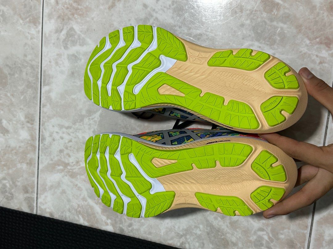 Asics GT-2000 13 Liteshow (Category: Sneakers) located in Singapore. Submitted by wintermeloon (Listing ID 1362081589, Image 2). Description: .