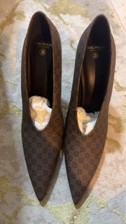 (Category: ) located in . Submitted by paparazzi (Listing ID 1362084279, Image 1). Description: .