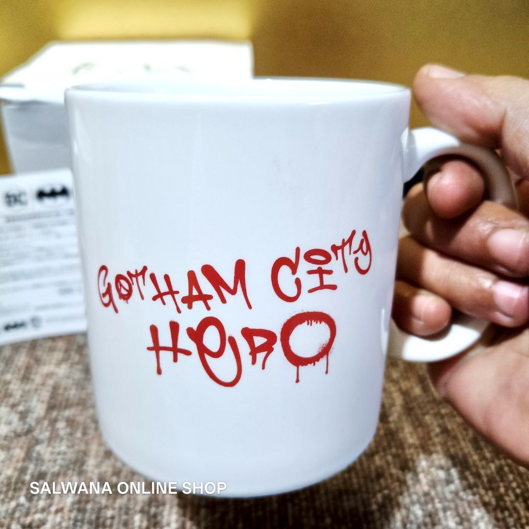 BATMAN DC MICROWAVABLE CERAMIC MUG 320ML • JAPAN SURPLUS (Category: Coffee & Tea Tableware) located in Mabalacat. Submitted by salwanaonlineshop (Listing ID 1362040739, Image 2). Description: BATMAN DC MICROWAVABLE CERAMIC MUG 320ML • JAPAN SURPLUS 🇯🇵 Brandnew with plain white box 🇯🇵 Made in Japan 🇯🇵 No issue 🇯🇵 Japan Source 🇯🇵 ₱380 each 🛒 Follow us on S.H.O.P.E.E and L.A.Z.A.D.A at SALWANA ONLINE SHOP for more rare, vintage, collectib