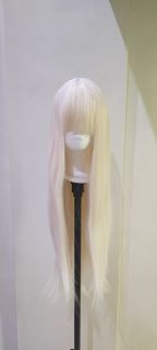 Blonde straight wig