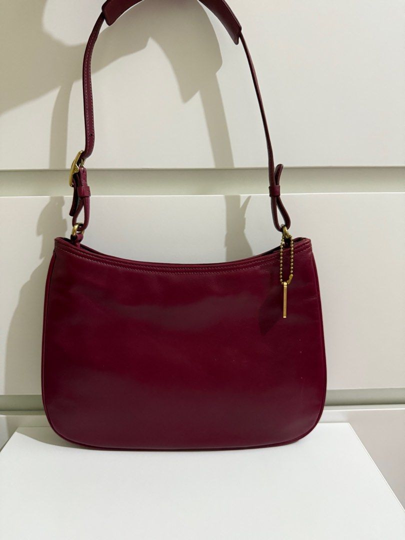 COACH VINTAGE KILI BAG (Category: Luxury Bags & Wallets) located in Las Pinas. Submitted by chrizzellebernardino (Listing ID 1362037480, Image 1). Description: 100% guaranteed authentic JAPAN SOURCED .