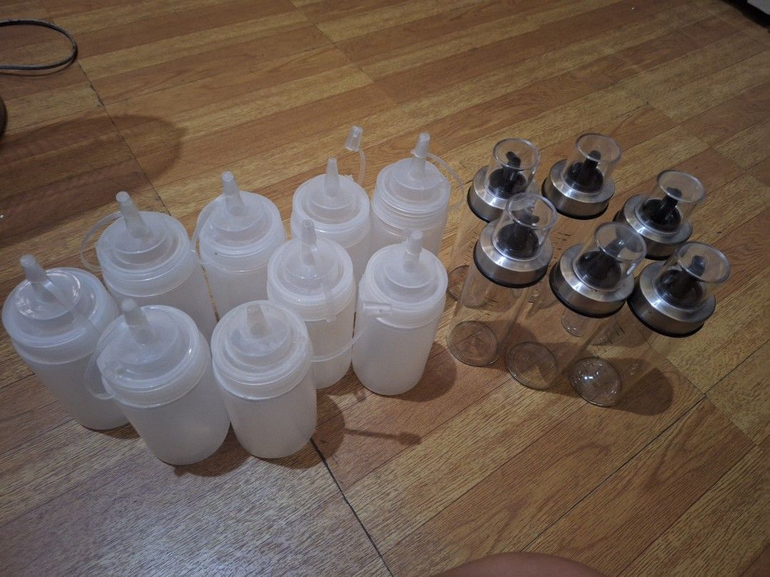 Condiments bottle (Category: Other Kitchenware & Tableware) located in Quezon City. Submitted by inuyasha_07 (Listing ID 1362027367, Image 1). Description: pm.