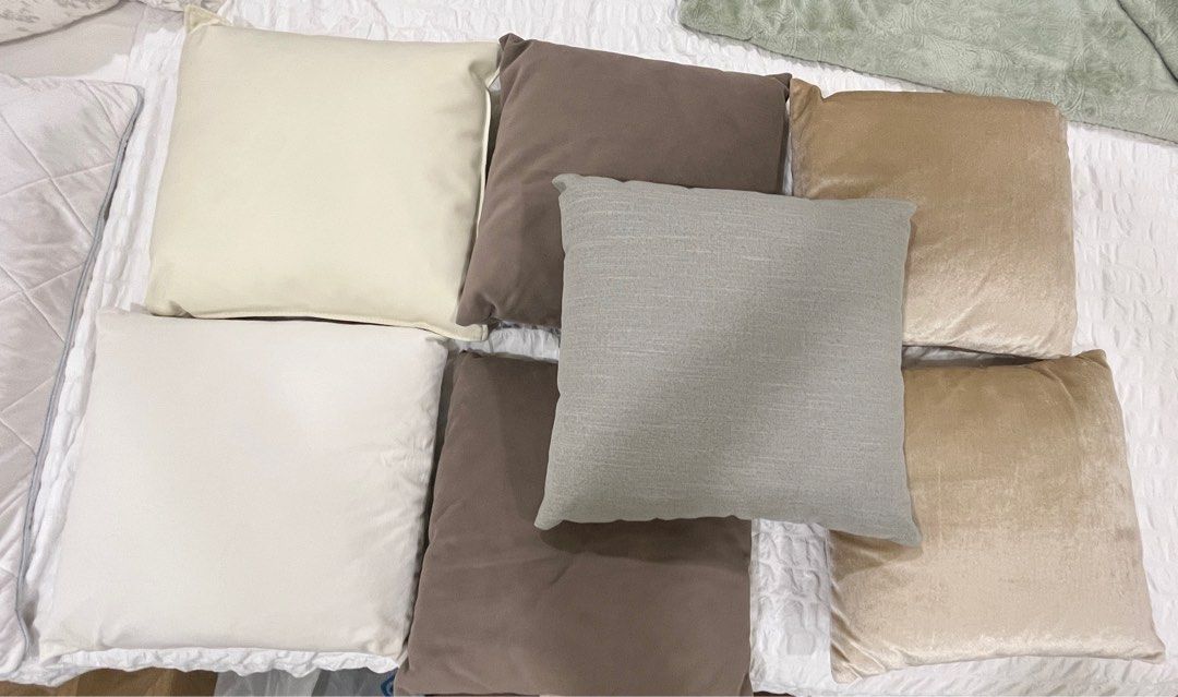 Cushions x 764885401838721110