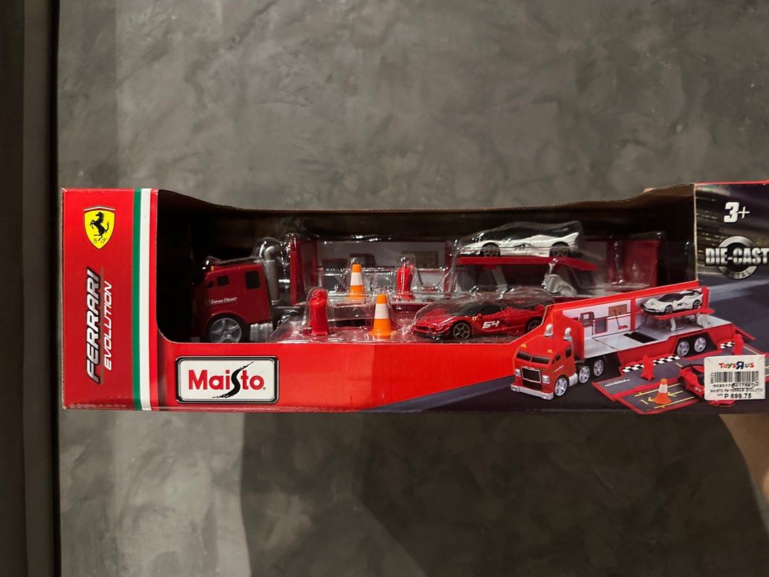Ferrari Evolution Hauler Maisto (Category: Vehicle & Diecast Models) located in Quezon City. Submitted by tylorddg (Listing ID 1362001411, Image 1). Description: For Sale/For Trade Maisto - Ferrari Evolution Hauler 700 Php cainta-pasig lalamove-lbc-pick up gcash-bdo.