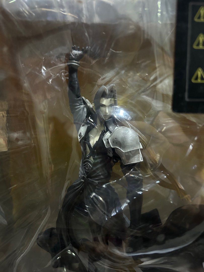 Final Fantasy VII Sephiroth Static Arts figure (Category: Figurines & Statues) located in Manila. Submitted by cxtremetoy17724 (Listing ID 1362058776, Image 3). Description: Final Fantasy VII Sephiroth Static Arts figure Back in box condition.