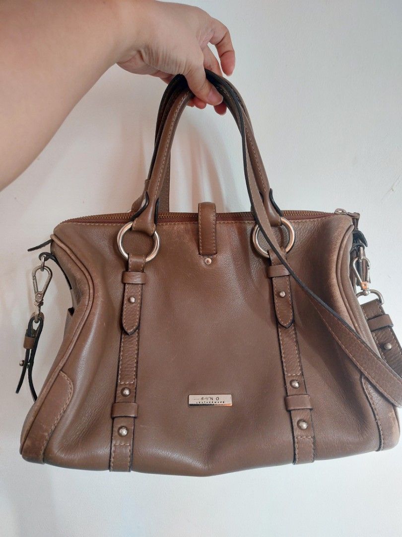 Fino Bag (Category: Cross-body Bags) located in Quezon City. Submitted by tamimimie (Listing ID 1362029889, Image 2). Description: .