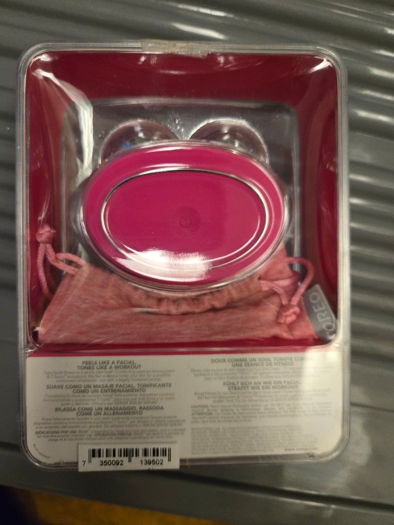 Foreo Bear Microcurrent Facial Toning Device (Category: Face Care) located in Makati City. Submitted by ClothesAndStuff (Listing ID 1362107140, Image 3). Description: SRP: USD 329 Used only a few items since I was gifted the Medicube device. The Foreo Bear uses a technology called microcurrent. Microcurrent is a painless, low-grade electrical current that helps encourage your skin cells to help build muscle and produce collagen and elastin..