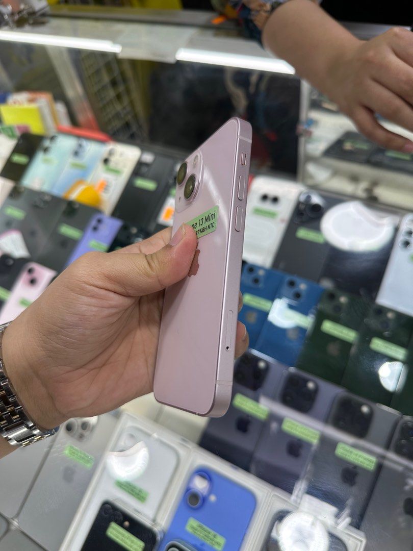 Iphone 13 Mini 512gb 87% Batt FU (Category: iPhone 13 Series) located in San Juan City. Submitted by keannagadgetph (Listing ID 1362064158, Image 3). Description: Available Units for today's POST! Iphone 13mini / 512gb / FU / 87% BATT - any colors available - good condition - 95% Makinis - good battery - no issue / repair ~ Accepting SWAP / TRADE IN / INSTALLMENT / BINTA UNIT ~ CASH ON DELIVERY METRO MANILA / LBC PAYMENT FIRST ~ Store location GR