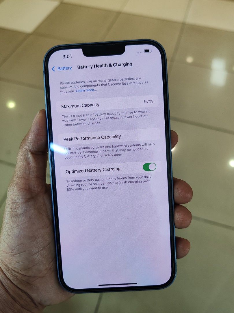 Iphone 14Plus 128 Preloved/Factory unlock (Category: iPhone 14 Series) located in Quezon City. Submitted by ronalynac40976 (Listing ID 1362022500, Image 2). Description: Iphone 14plus 128 97% battery health good condition With case, glass, cord Pick up store in greenhills We accept COP/COP via lbc w/DP We accept swap/trade in We accept ggives & spaylater+% Dm or call for fast transaction 09425544556/09279500069 Located @ Aquarium area stall no. Y