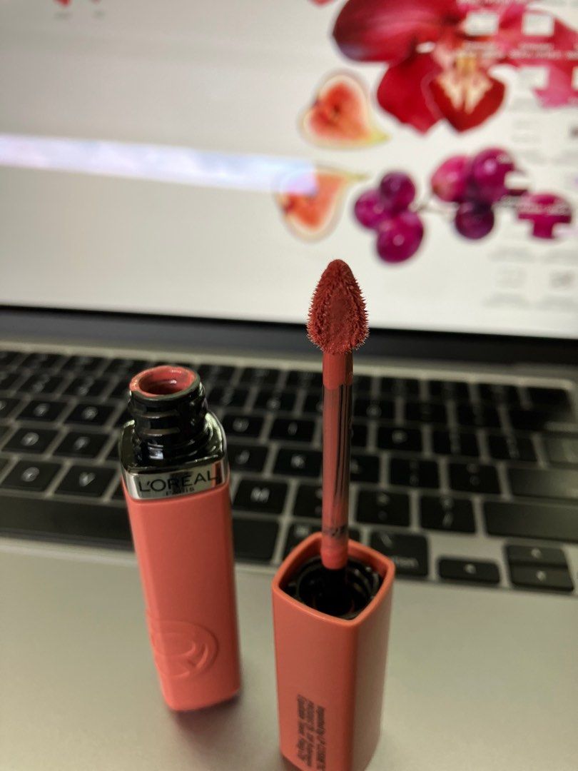 Loreal Infallible Matte Lipstick 601 (Category: Makeup) located in Batangas. Submitted by gwendion_ (Listing ID 1361992598, Image 2). Description: hey besties! im selling these lippies for only ₱400 each! never been used only swatched it sa wrist SHADES: 601 Worth it 645 Crush Alert + SF.
