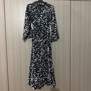 (Category: ) located in . Submitted by oshpreloved (Listing ID 1362120502, Image 1). Description: .