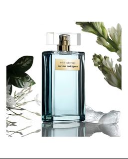 (Category: ) located in . Submitted by perfume.legend (Listing ID 1362117514, Image 1). Description: .