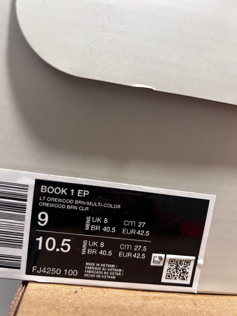 Nike Book 1 (Category: Sneakers) located in Makati City. Submitted by anotherpinpoint (Listing ID 1361957271, Image 1). Description: Great condition.