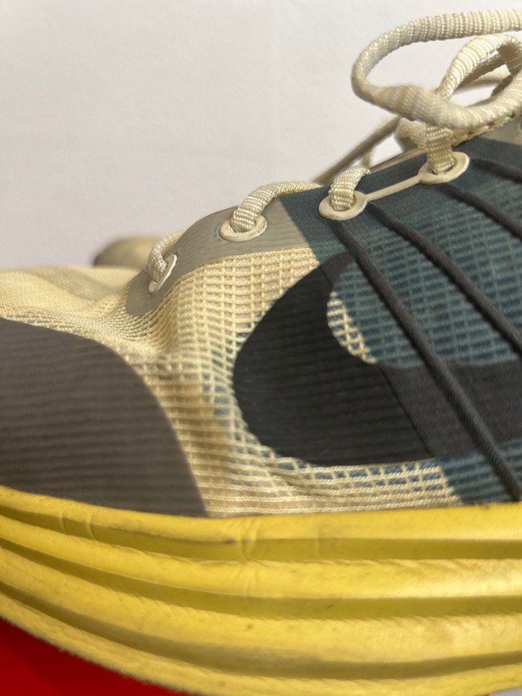 Nike Lunar Roam (Category: Sneakers) located in Makati City. Submitted by anotherpinpoint (Listing ID 1361956087, Image 3). Description: As you can see, I used these a lot. What you see is what you get.
